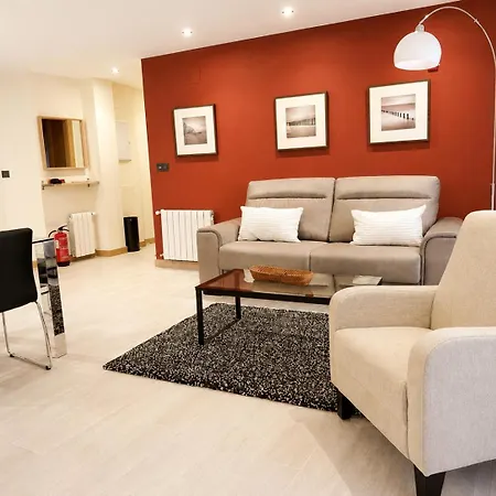 Les Cotolles Centro Apartment